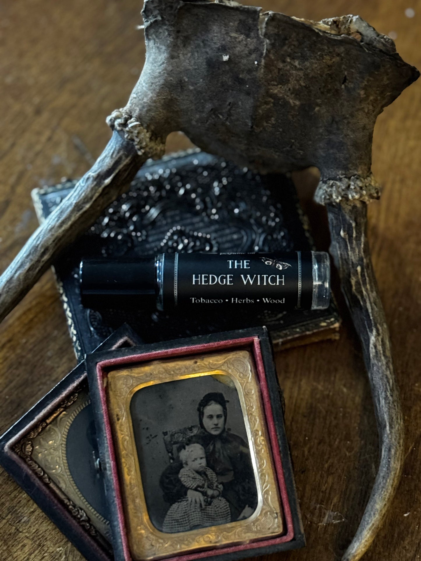 The Hedge Witch- (sweet tobacco & herbs)