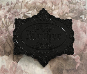 Victoriana Mother Pin