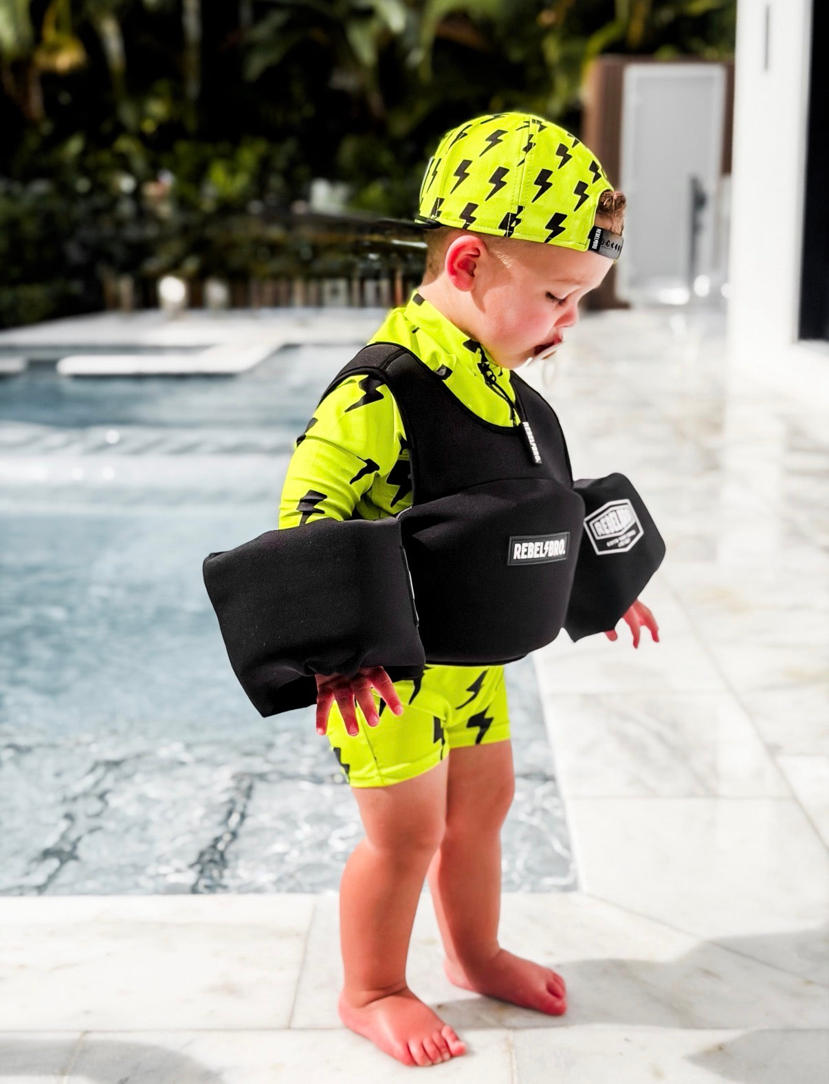 Neoprene Swim Vest in Black