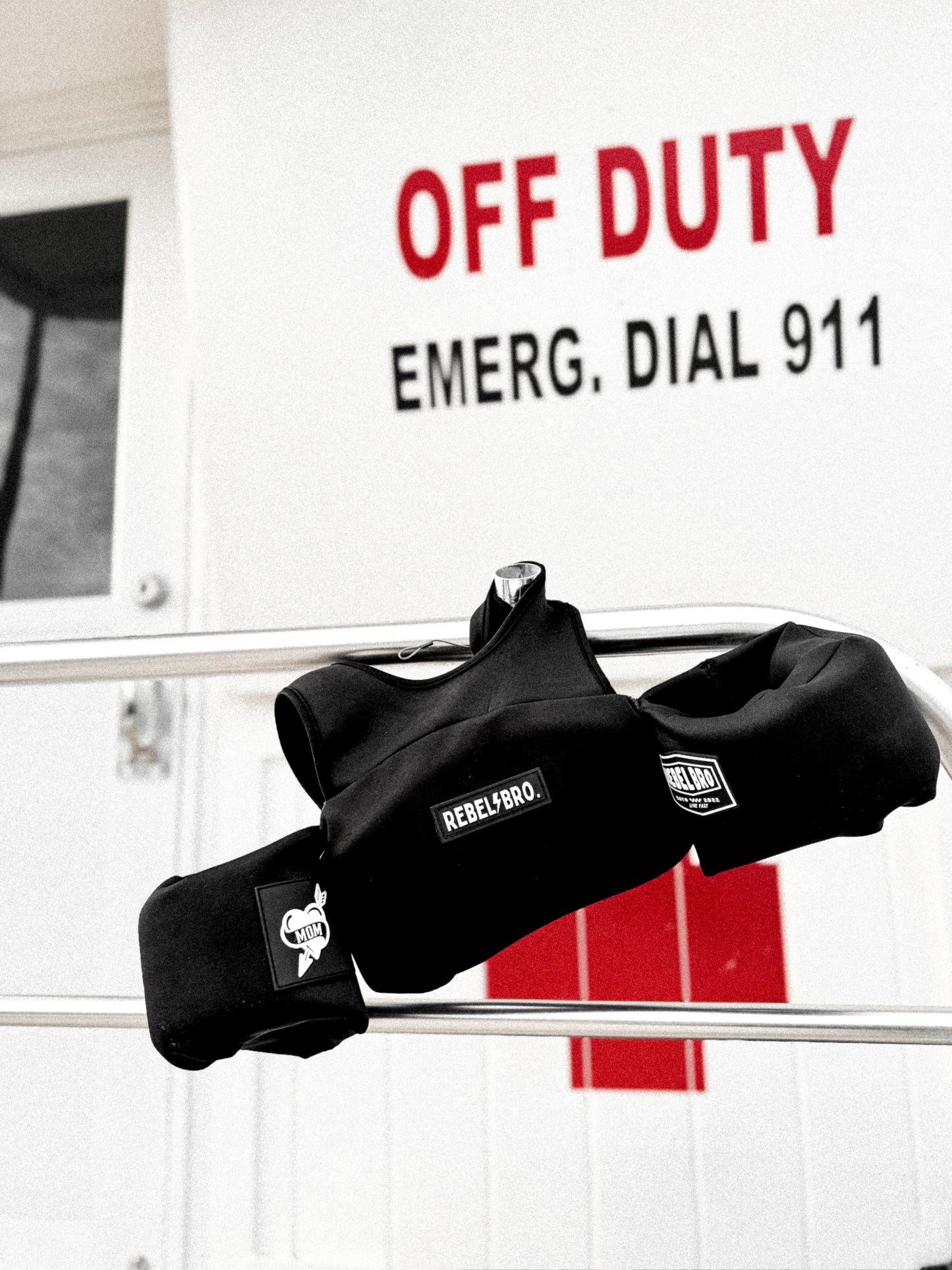 Neoprene Swim Vest in Black