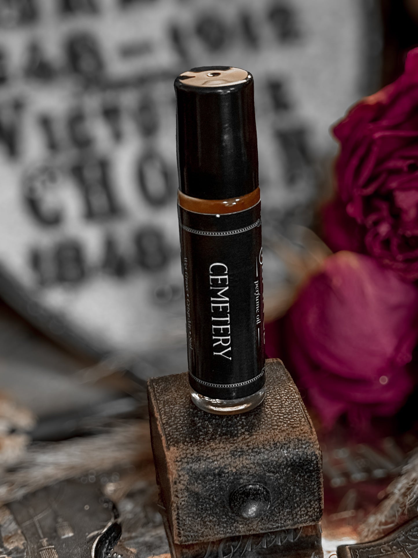 Cemetery (dragon’s blood incense, earth)