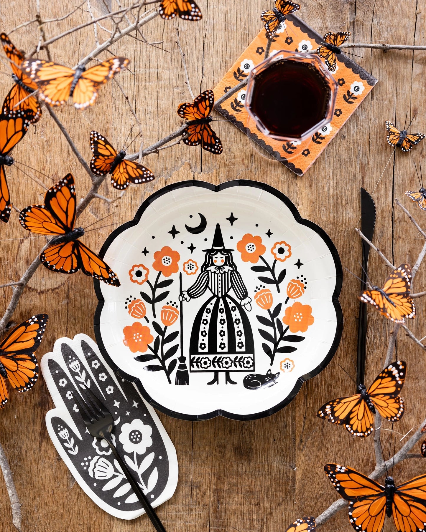 Folk Witch Paper Plate Set