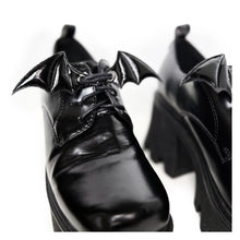 Load image into Gallery viewer, Bat Wing Shoelace Charms in Black