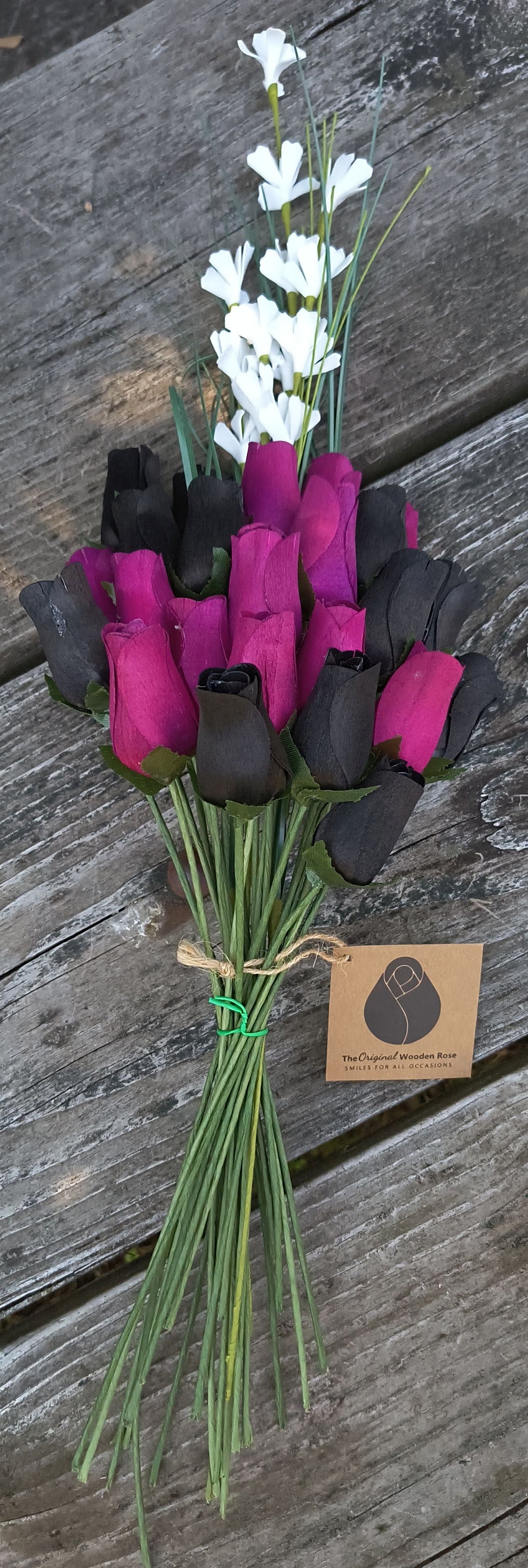 Halloween Wooden Rose Bouquet – Black & Violet