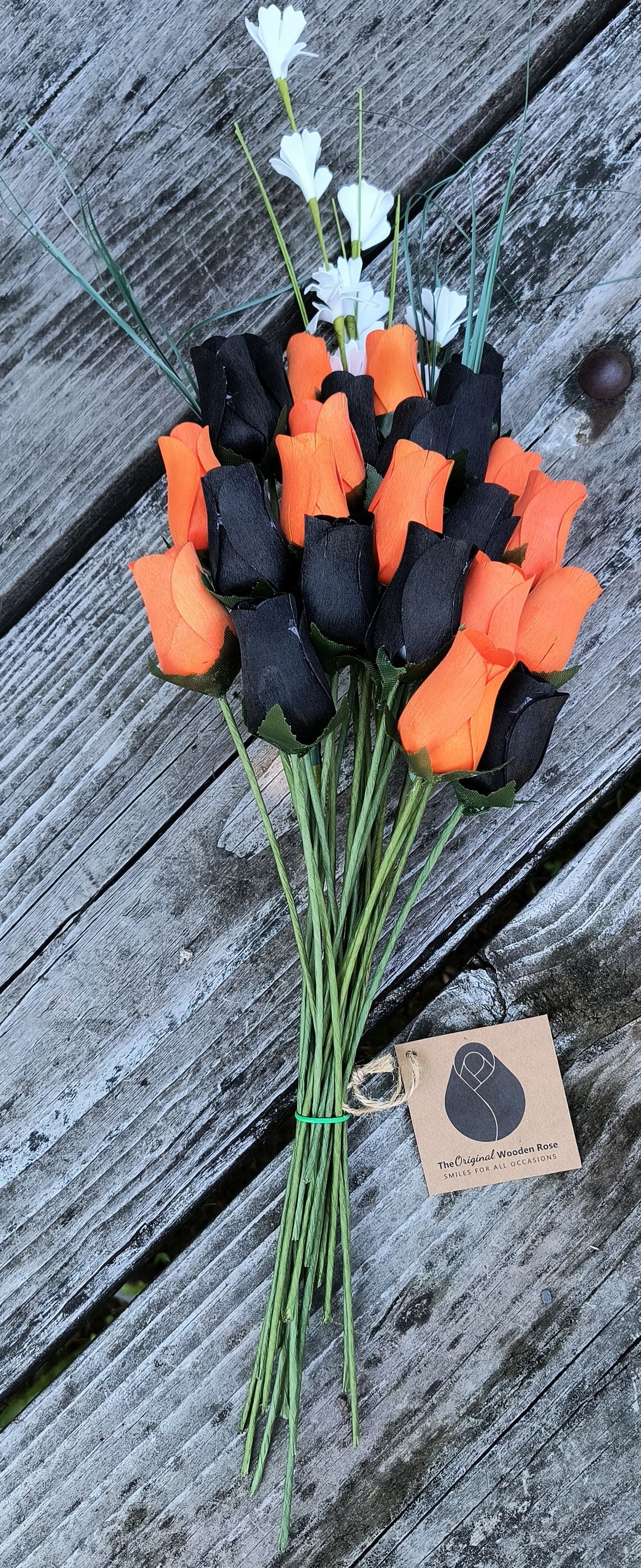 Halloween Wooden Rose Bouquet – Black & Orange