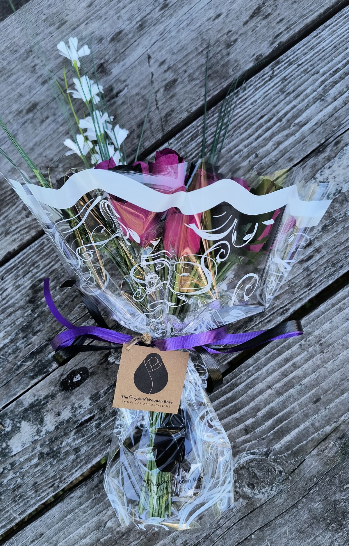 Halloween Wooden Rose Bouquet – Black & Violet