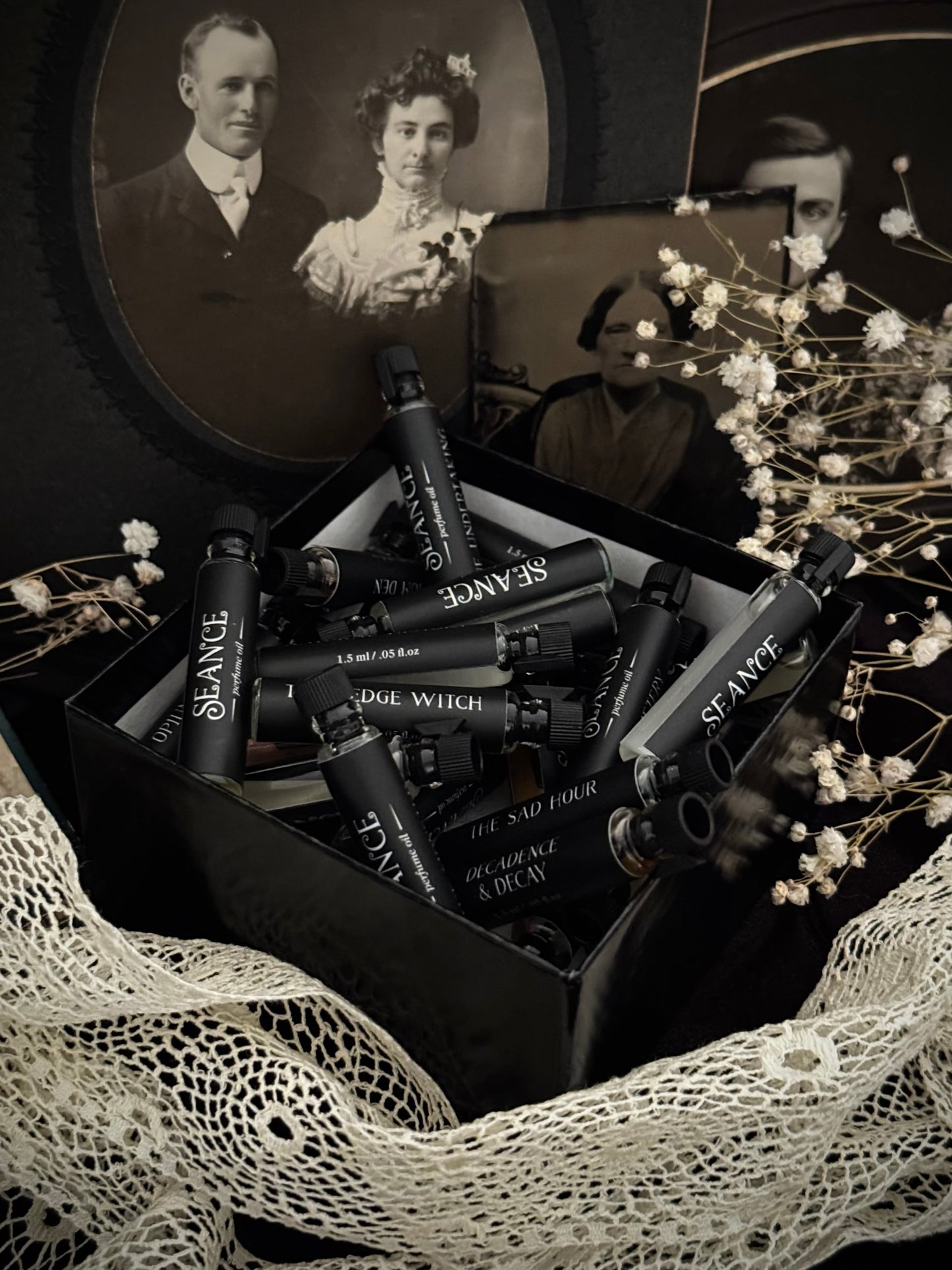 The Library- Sample Pack Of All Scents -