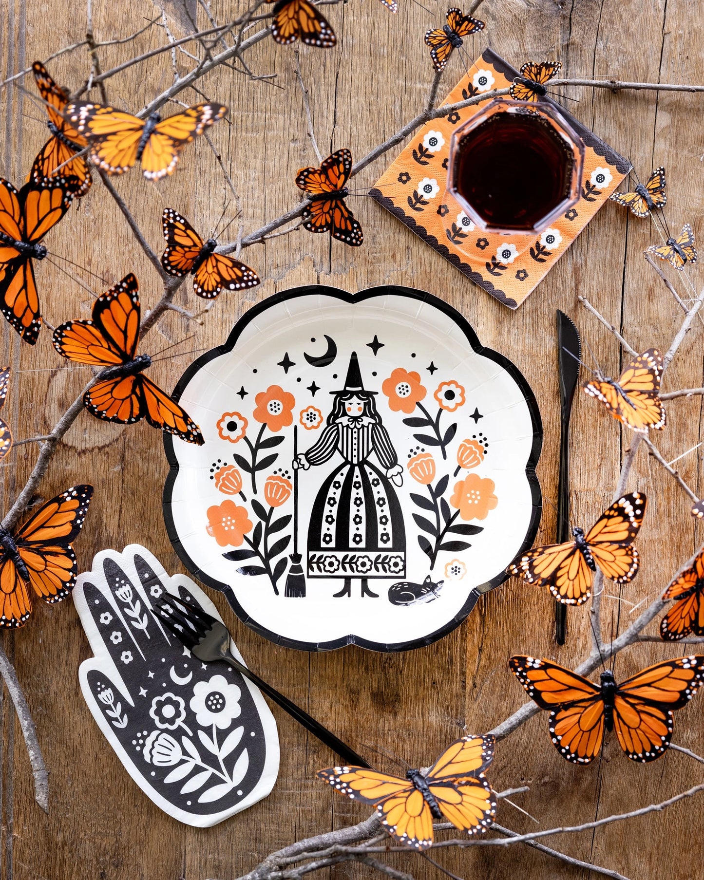 Folk Witch Paper Plate Set