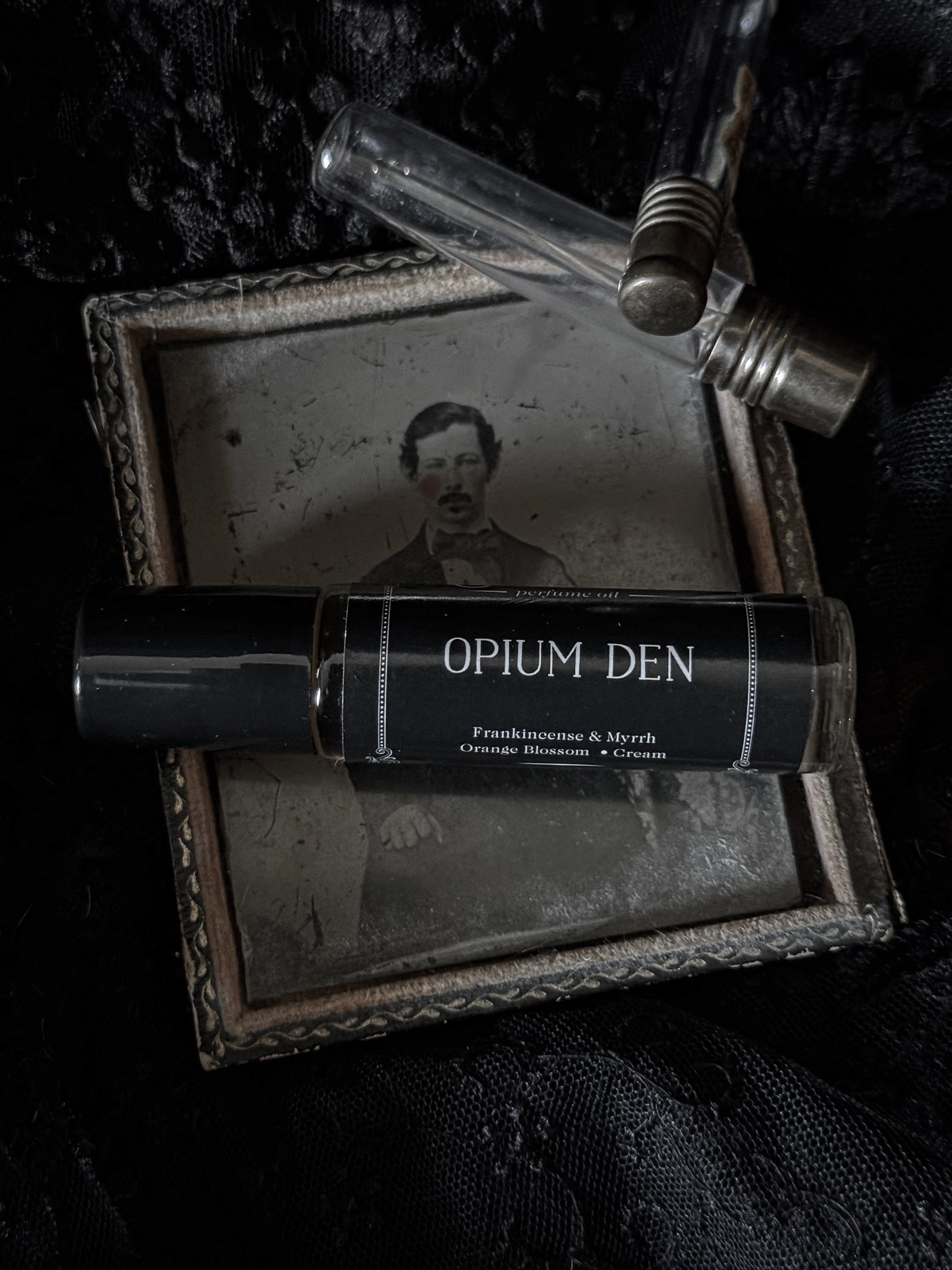 Opium Den (frankincense & orange blossom)
