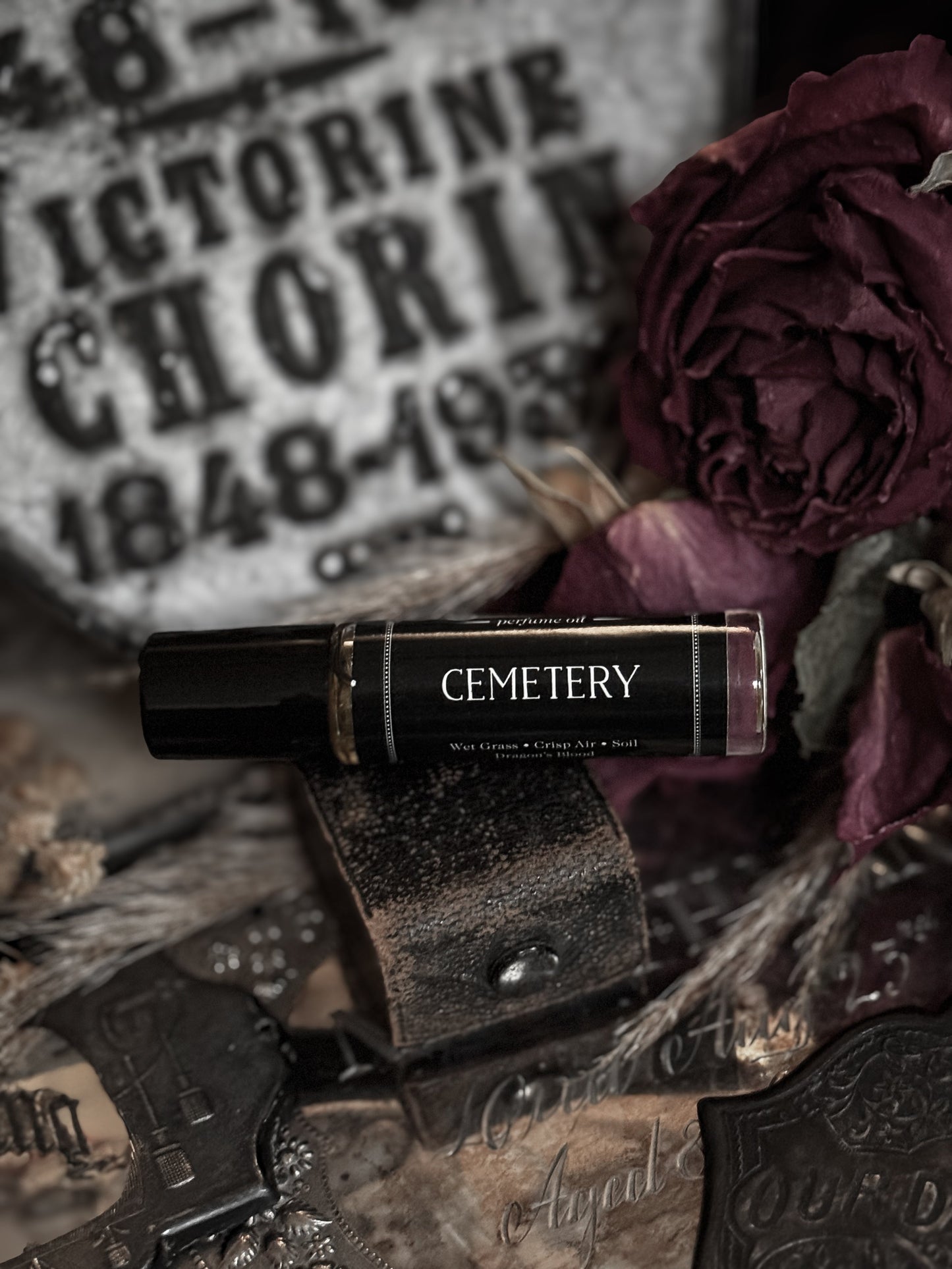 Cemetery (dragon’s blood incense, earth)