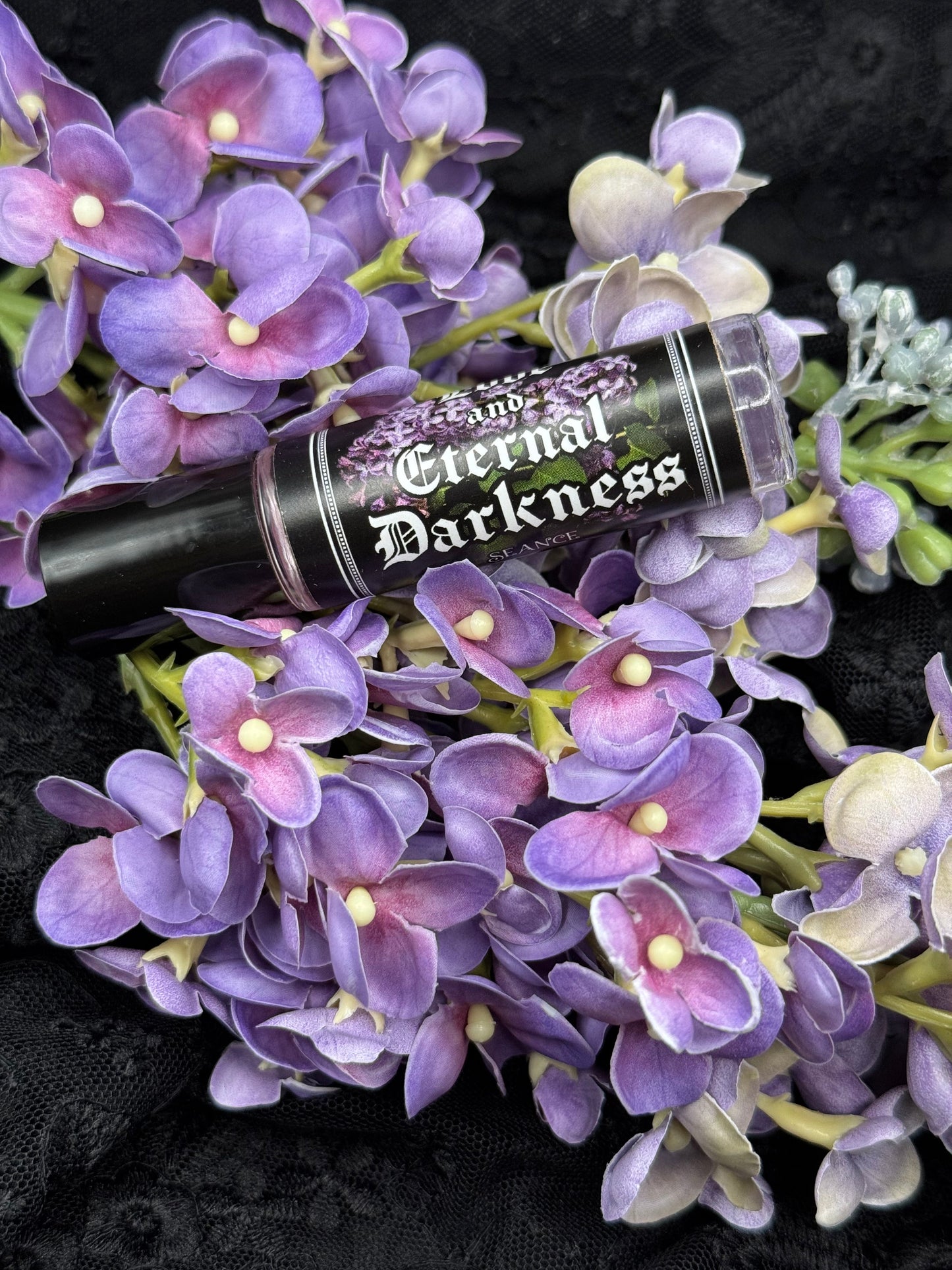 Eternal Darkness (lilac & cream)