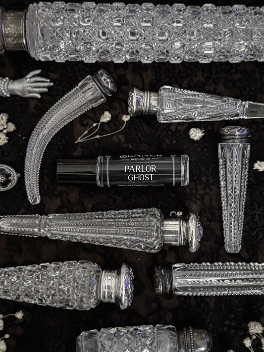 Parlor Ghost (bergamot, black tea, lavender)