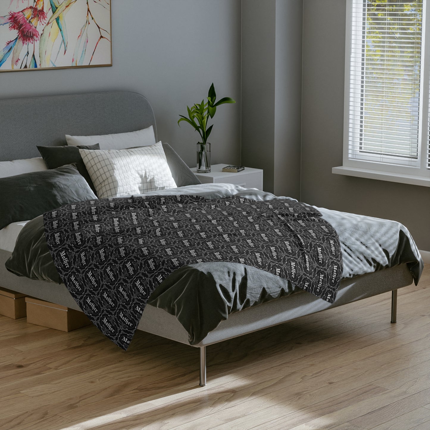 Victoriana Mother Velveteen Microfiber Blanket (Multiple Sizes)