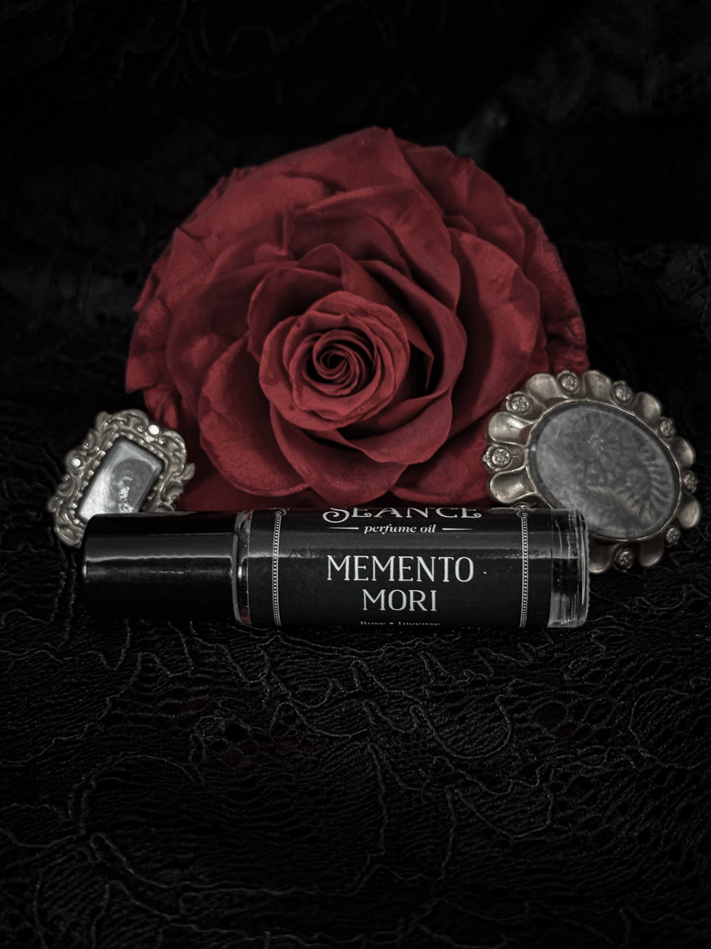 Memento Mori (incense & rose)