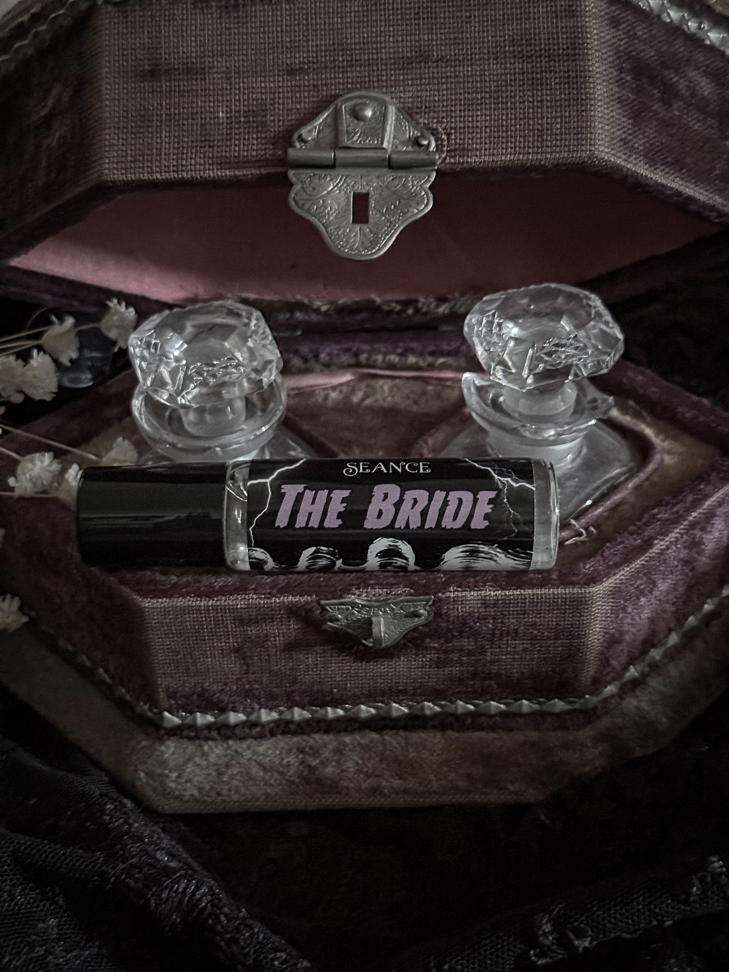 The Bride (lavender & black amber)