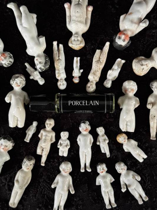 Porcelain (vanilla & walnut )