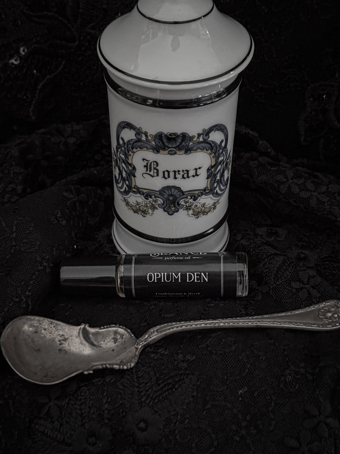 Opium Den (frankincense & orange blossom)