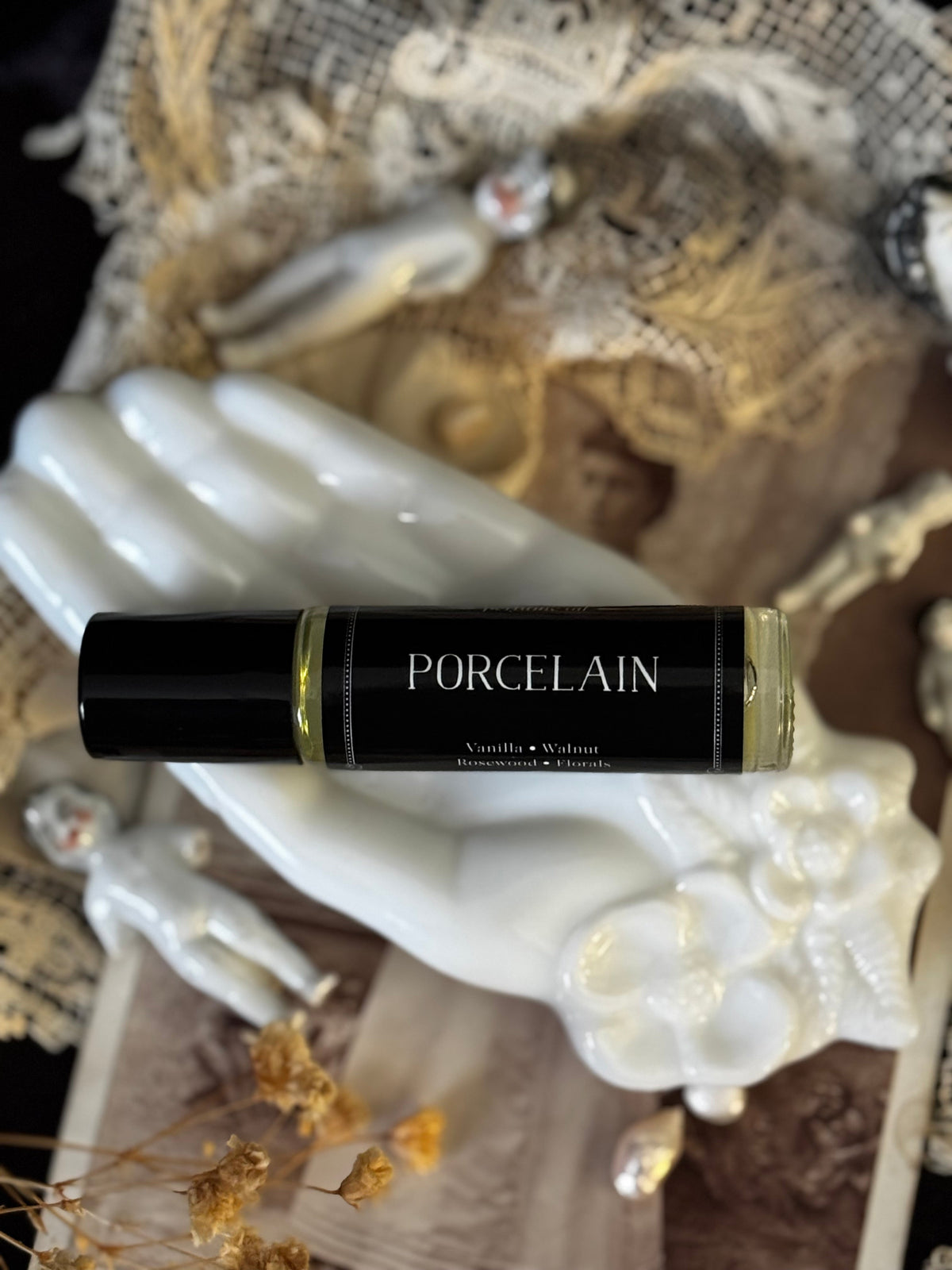 Porcelain (vanilla & walnut )