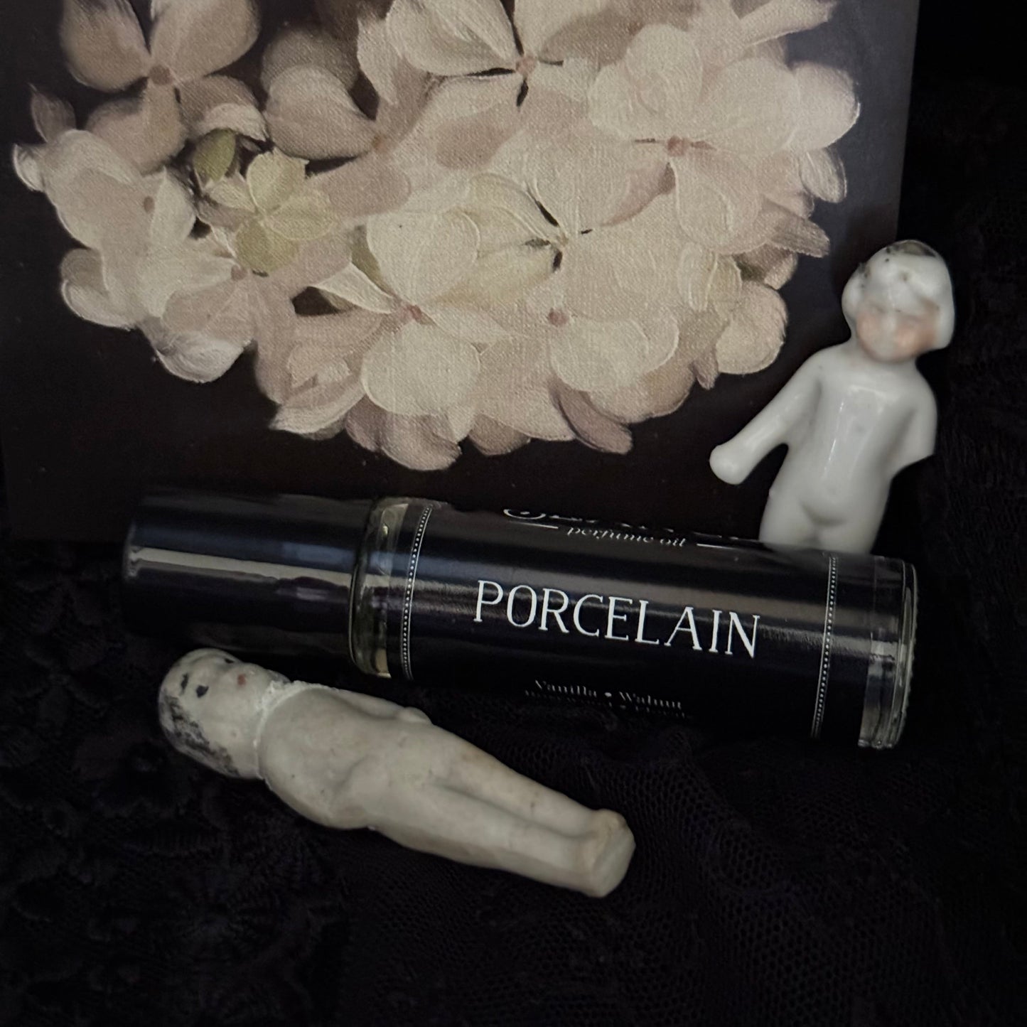 Porcelain (vanilla & walnut )