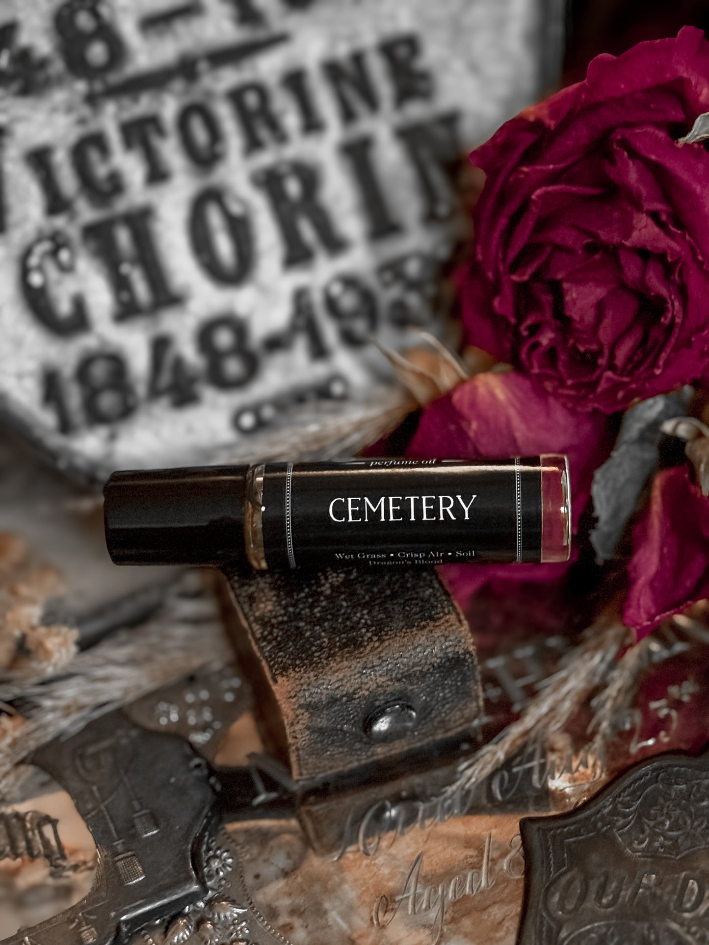 Cemetery (dragon’s blood incense, earth)