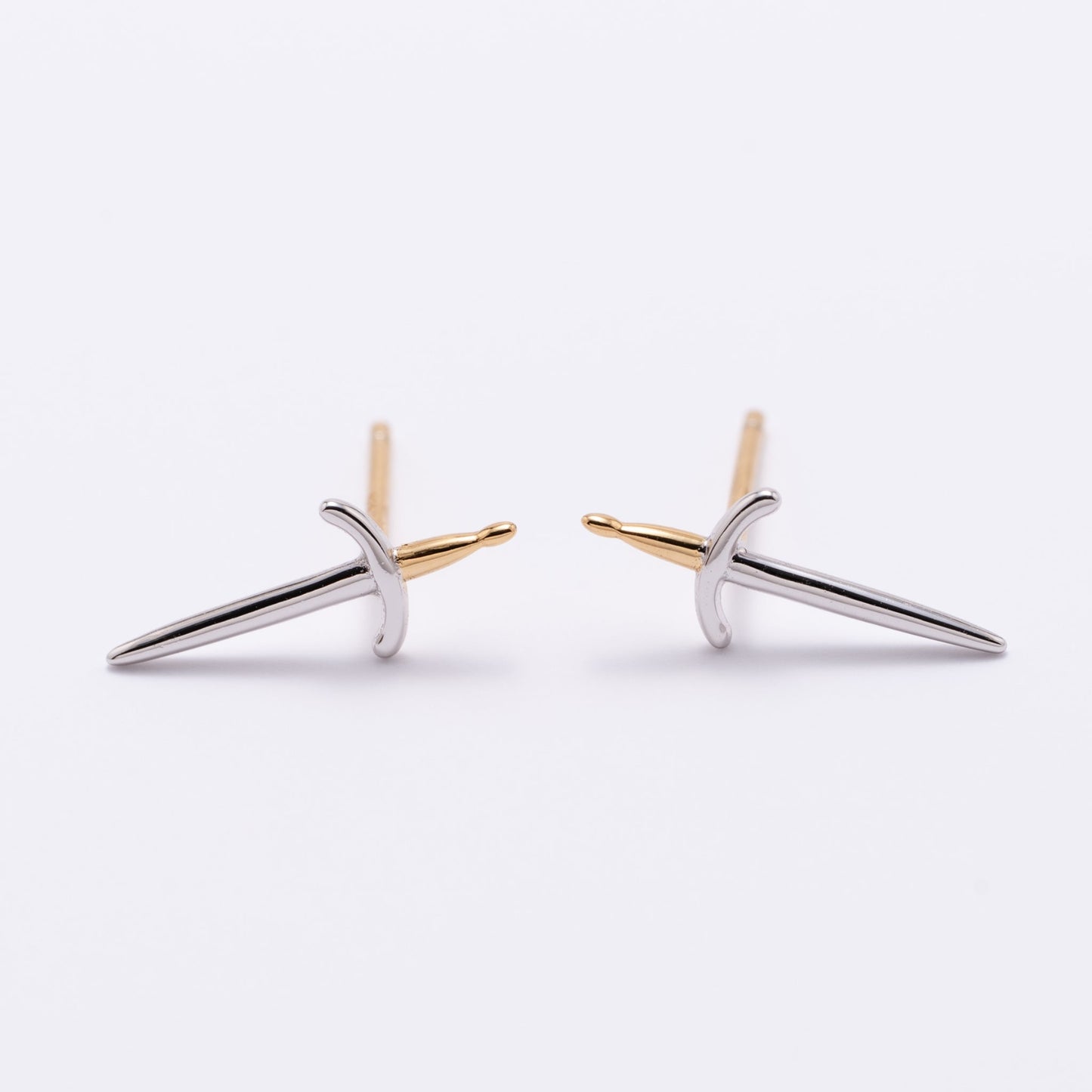 Dagger Studs