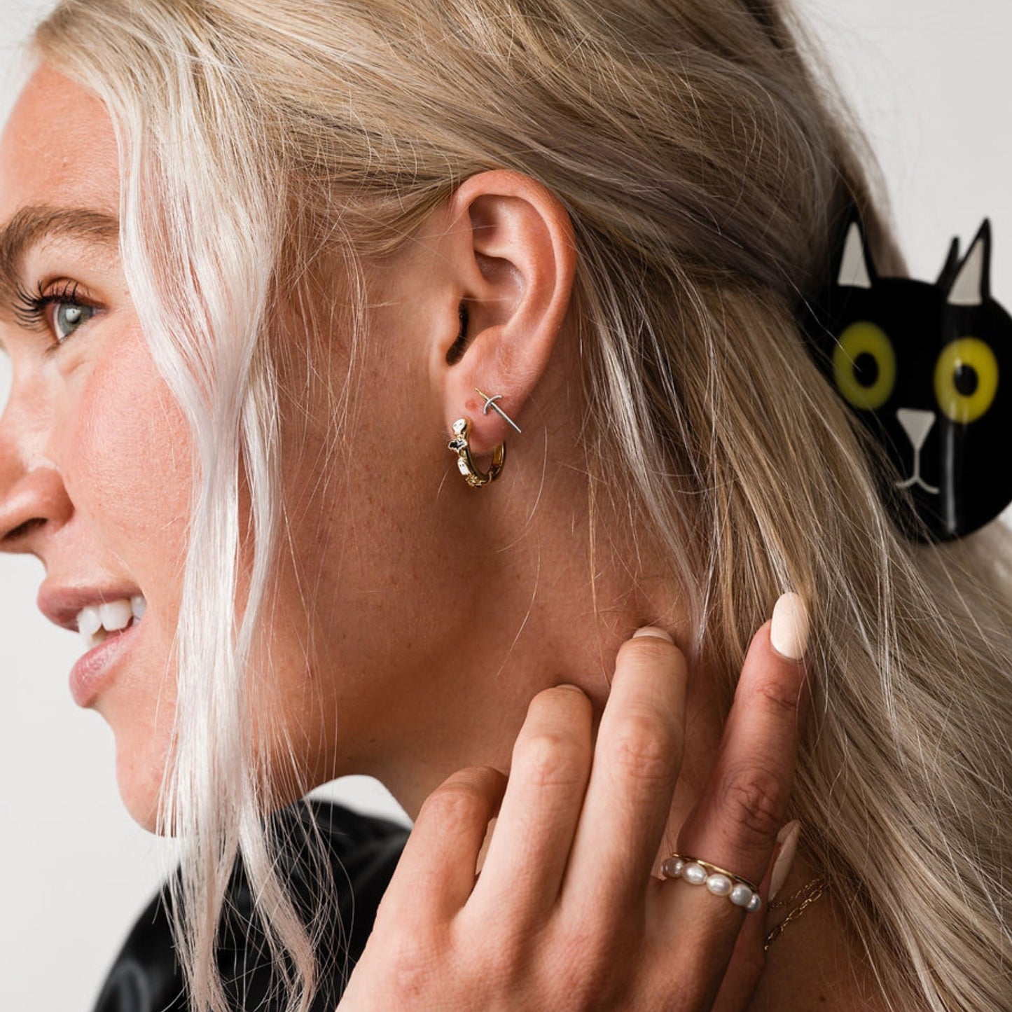 Dagger Studs