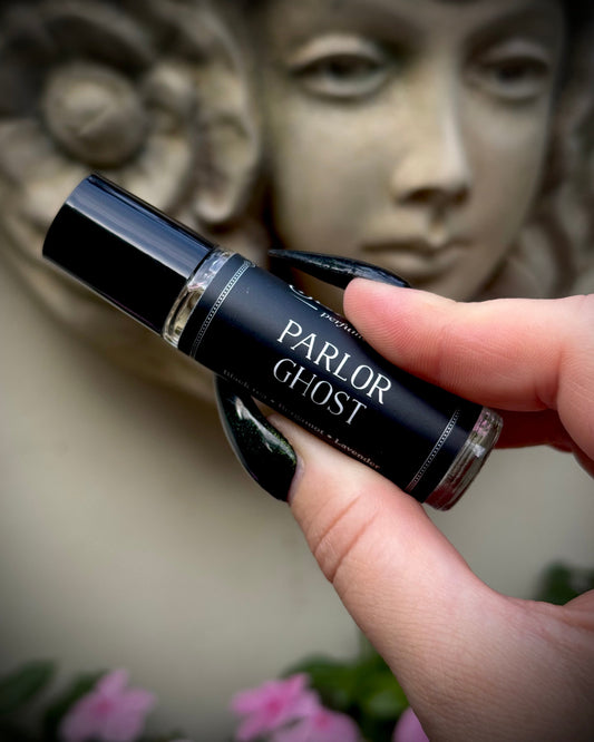 Parlor Ghost (bergamot, black tea, lavender)