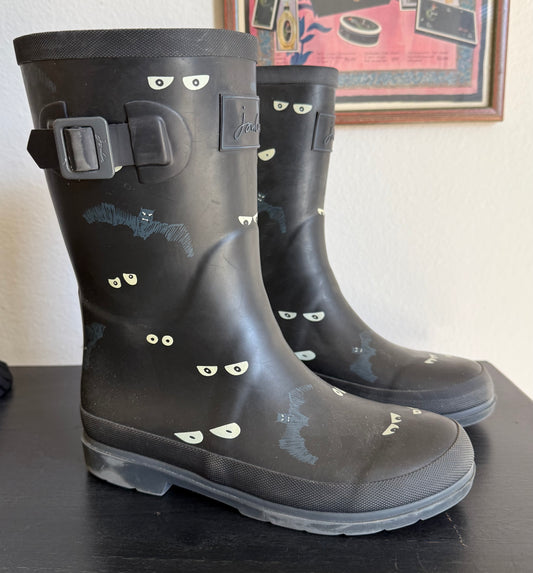 *GENTLY USED* Joules Bat Rainboots Size Big Kids 4
