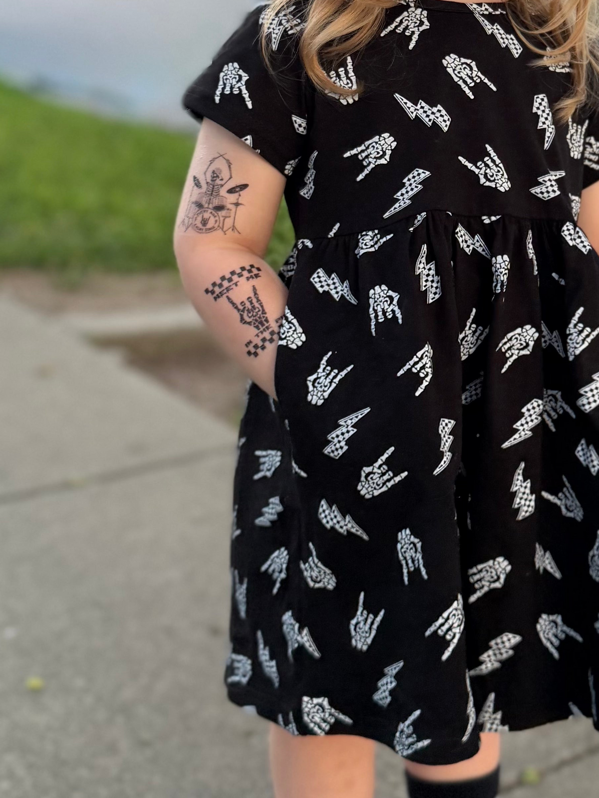 Bolted Bones Dress – Black
