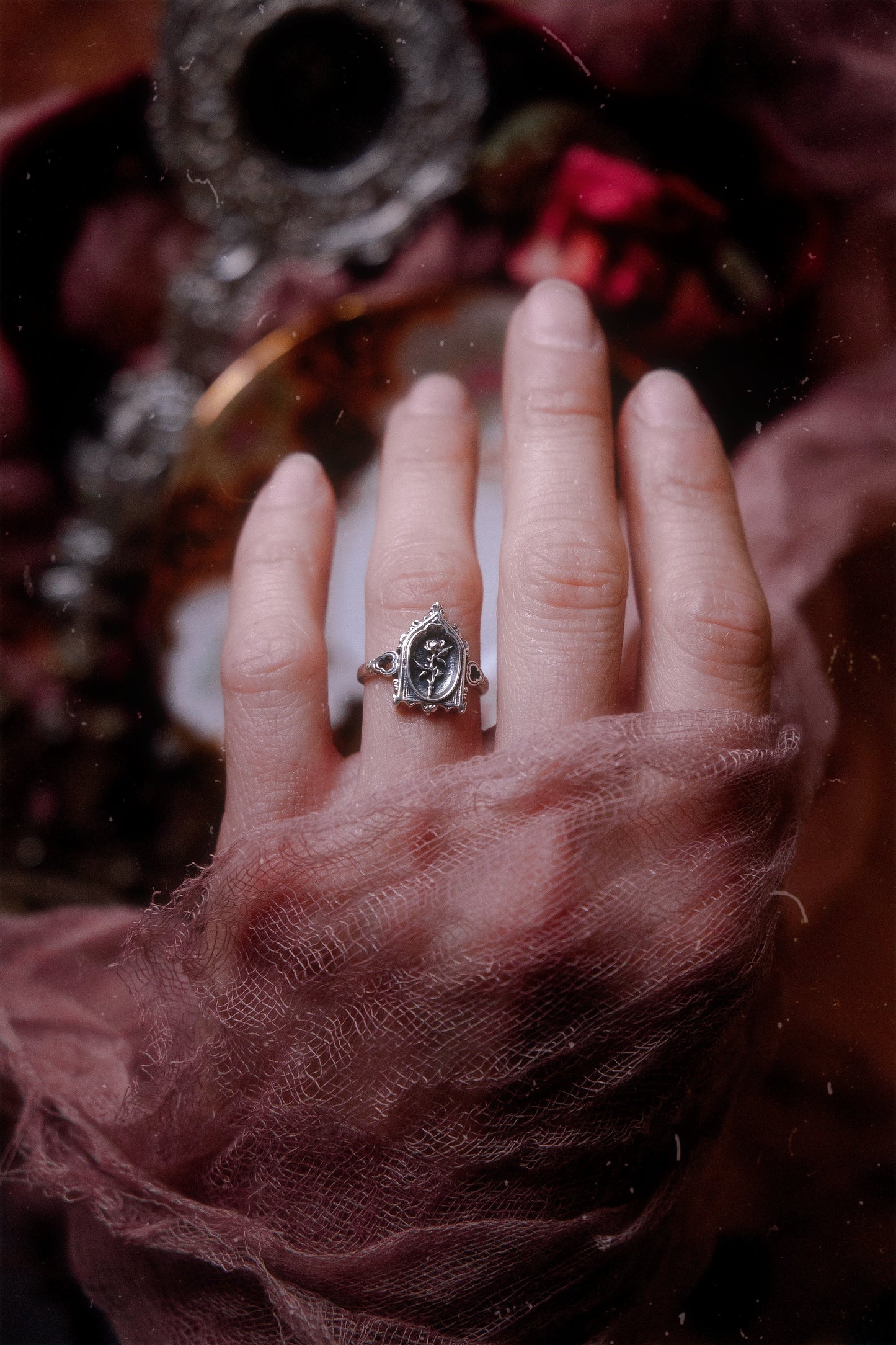 The "Lenore's Tomb” Curio Ring