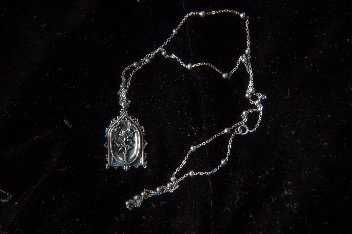 The "Lenore's Tomb” Curio Necklace