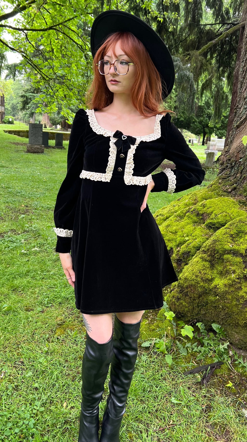 Sabrina - Luscious 60s style Velvet mini dress - READY TO SHIP