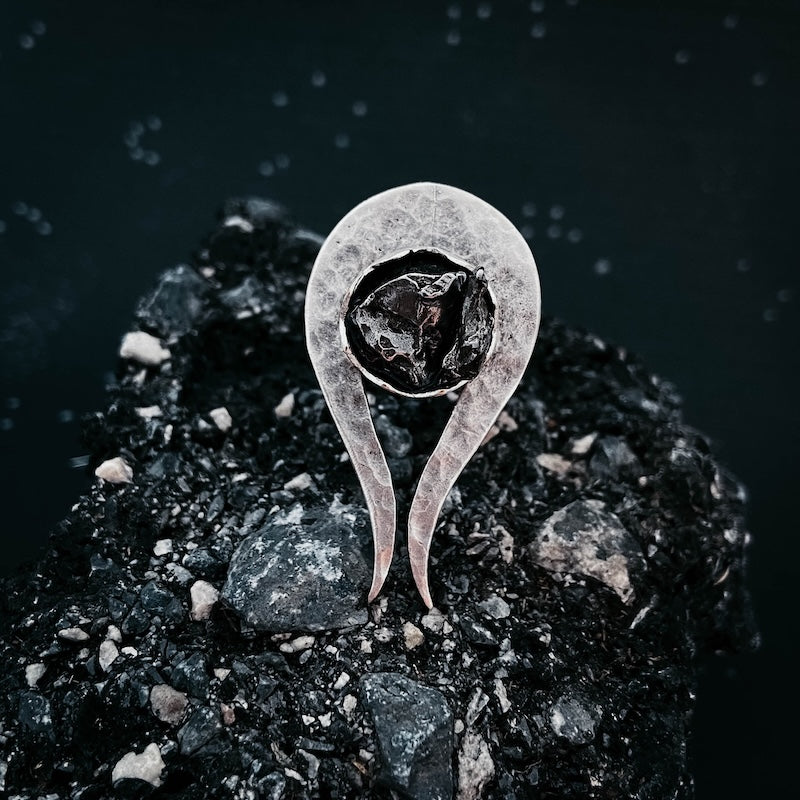Comet Ring with Authentic Meteorite