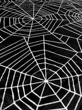 Charger l&#39;image dans la galerie, Couverture polaire pleine grandeur en toile d&#39;araignée 