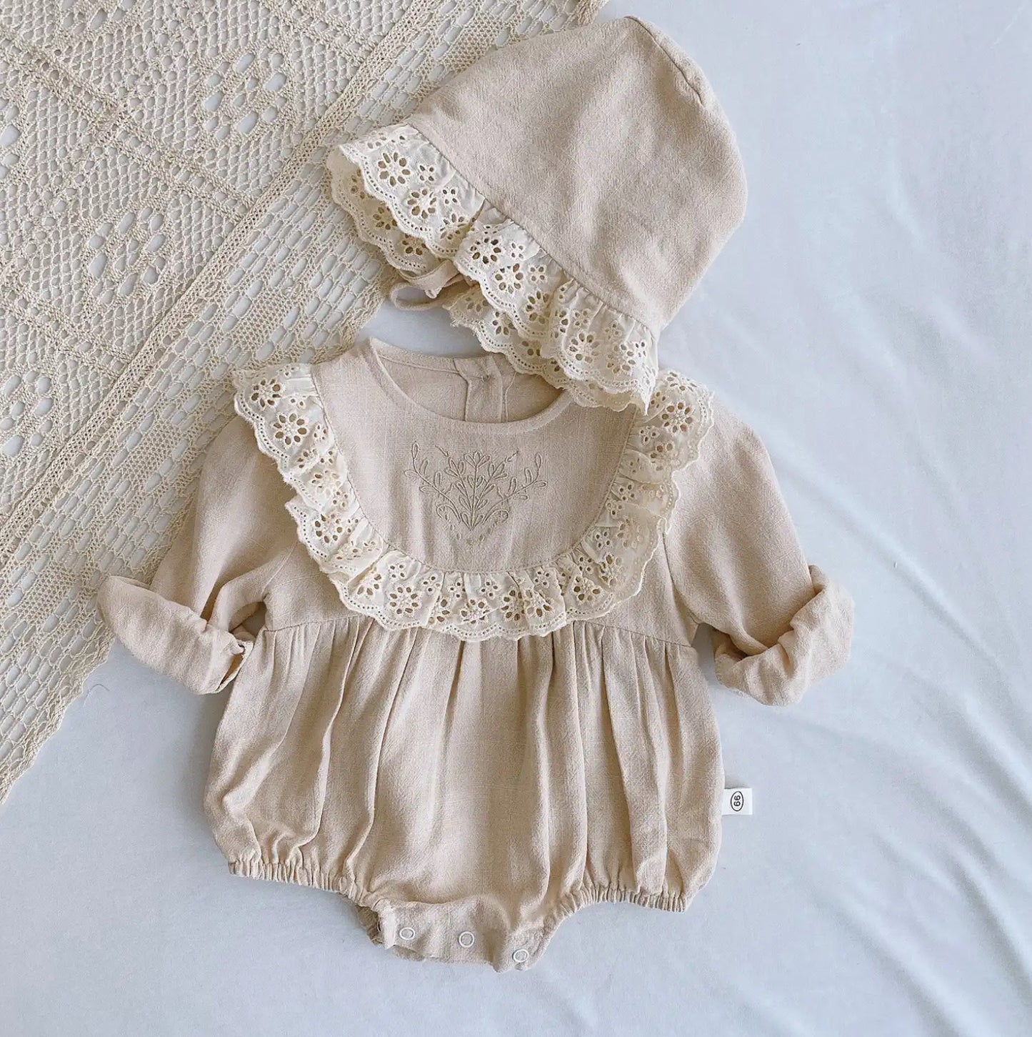 Antiqued Onesie and Bonnet (Babies/Toddlers)