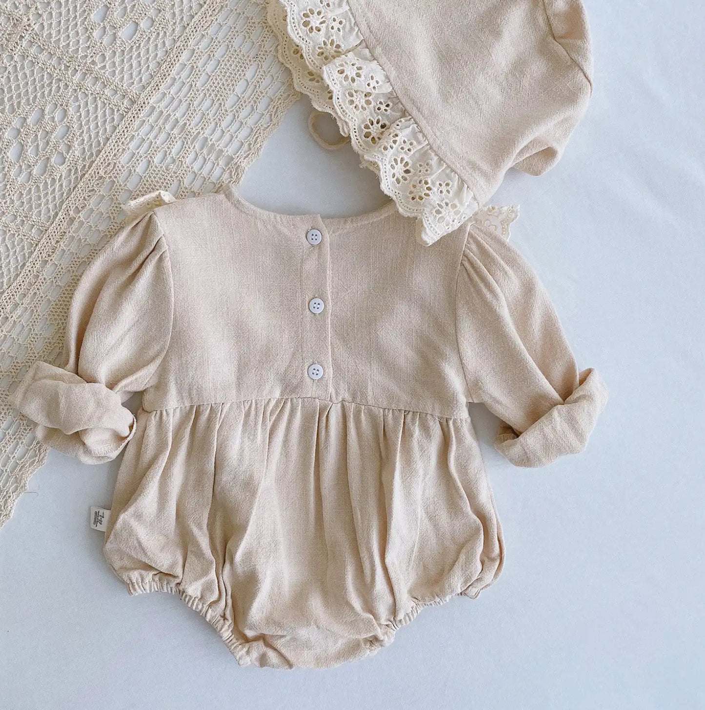 Antiqued Onesie and Bonnet (Babies/Toddlers)