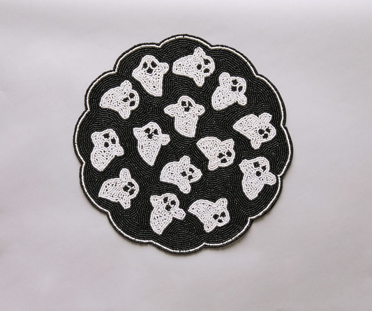 Handmade Beaded Ghost Placemat Halloween Table Decor Spooky Bead Table Mat Cute Ghost Centerpiece Goth Holiday Decoration