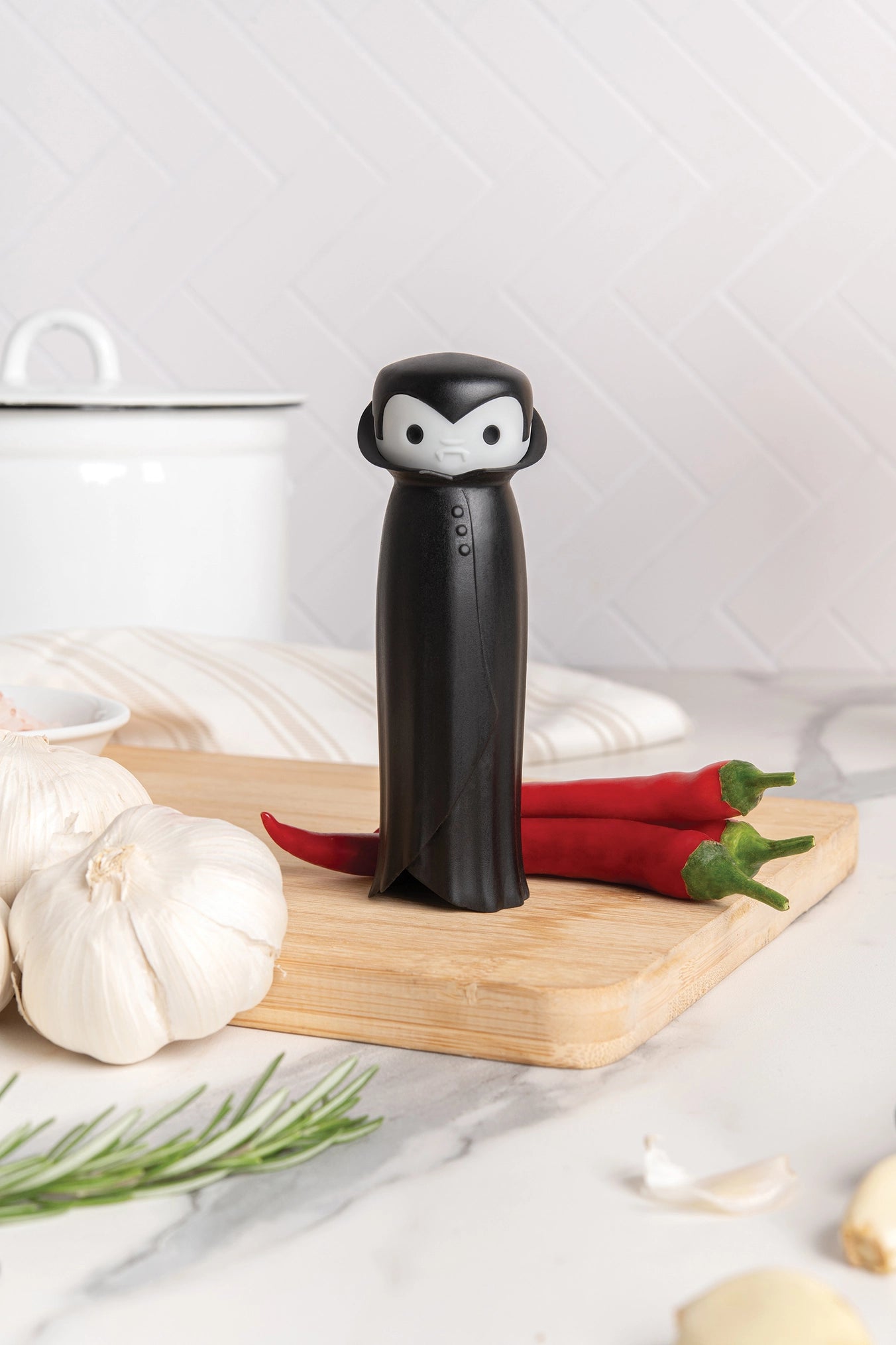 Drac 'N Roll Garlic Peeler