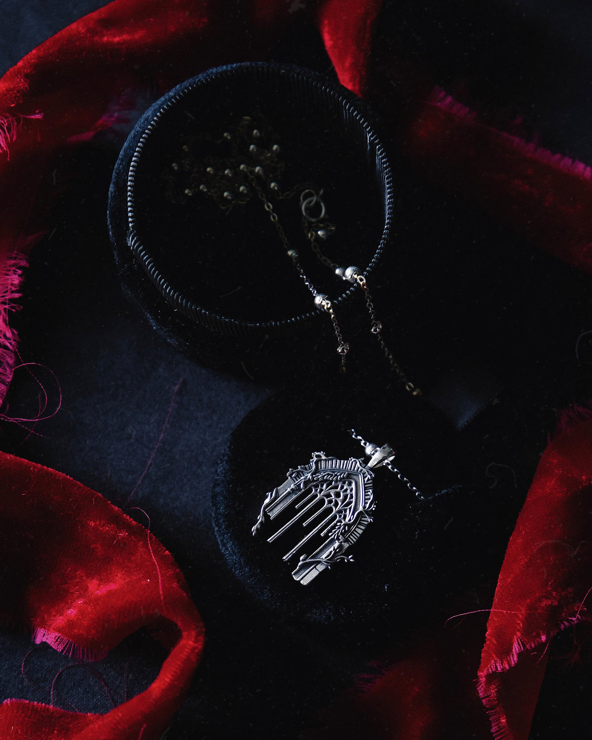 The "Gloomy Garden" Necklace