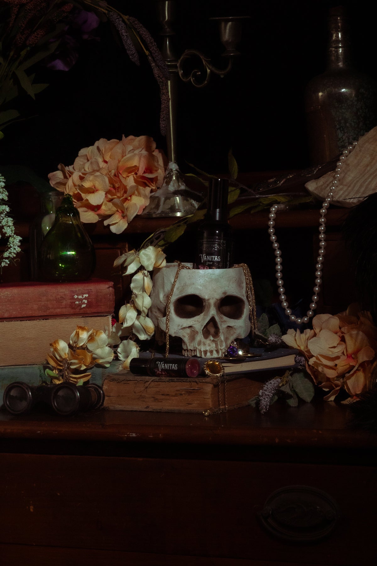 Vanitas (fruits & greenery)