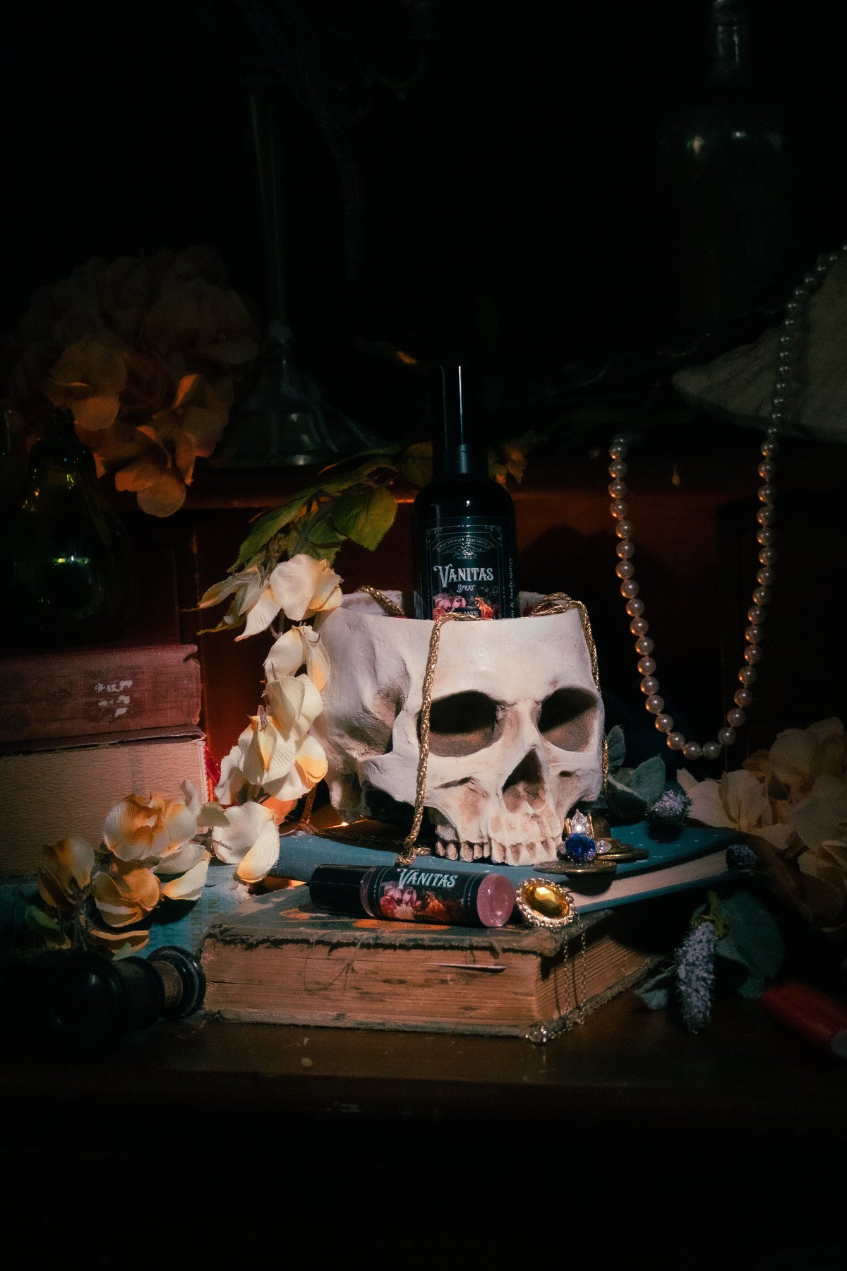 Vanitas (fruits & greenery)