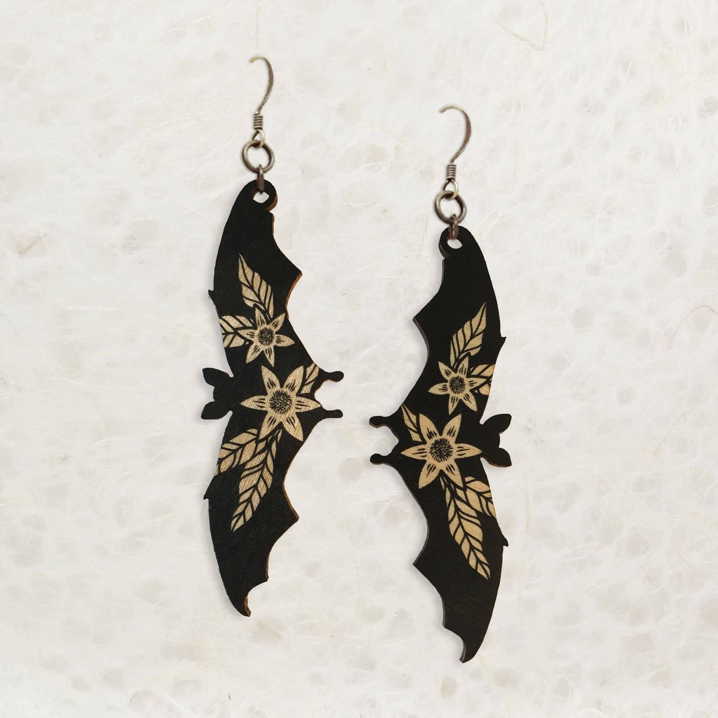 Boucles d'oreilles en bois chauve-souris 