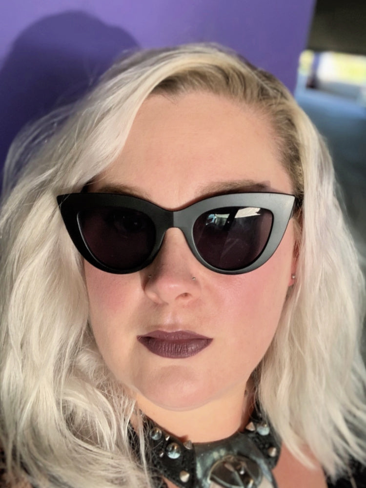 Lunettes de soleil œil de chat mates