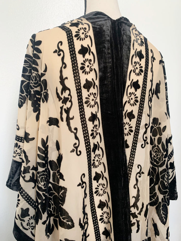 Theda Shawl Cardigan – Witching Hour Baby